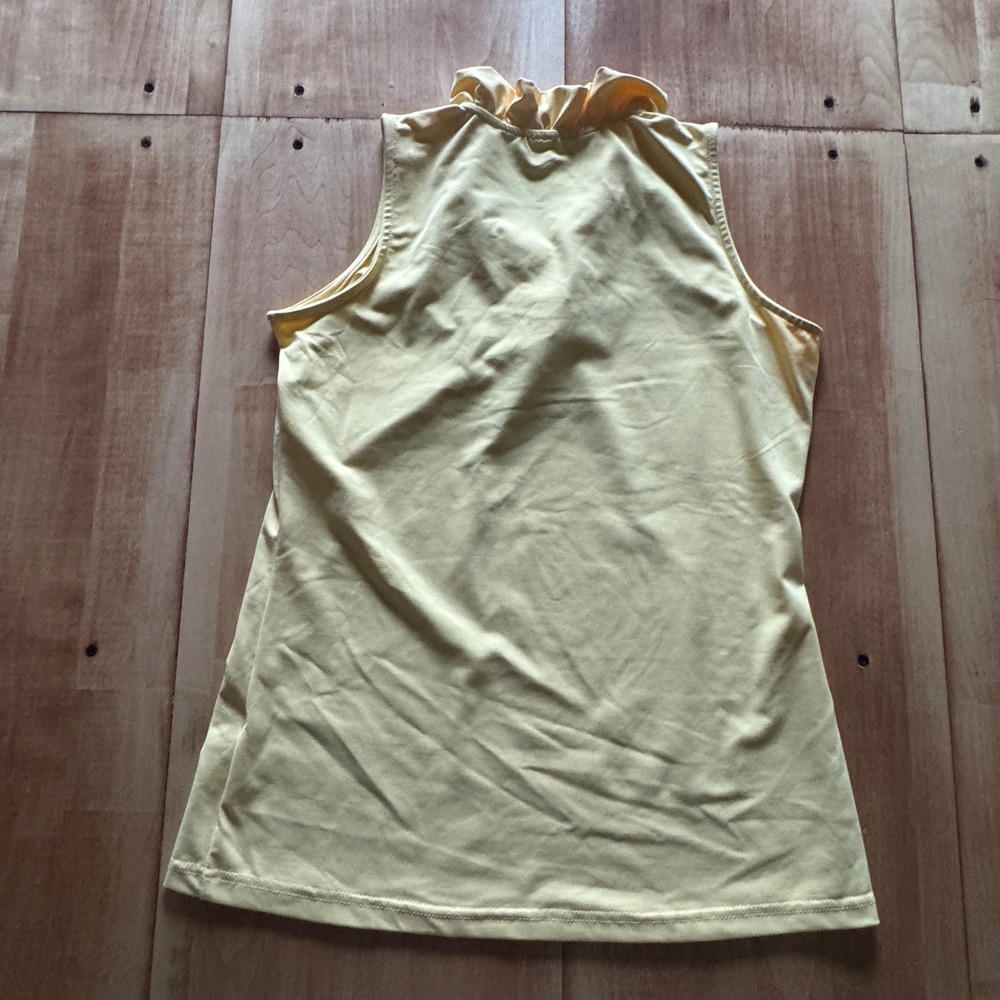 Lulu-B Womens XS Pale Yellow Ruffle Neck Sleeveless Top Golf Activewear Stretch - Picture 5 of 5